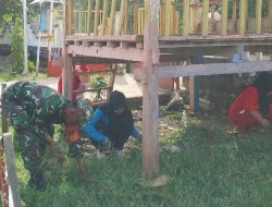 Babinsa Kodim 1407/Bone Koramil Tonra Bersama Warga Dusun Langkasi Kompak Laksanakan Gotong Royong