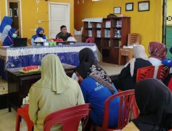 Babinsa Koramil 1407-16/Tonra Hadiri Pembekalan Kader Kesehatan Di Puskesmas Tonra