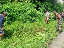 Lestarikan Budaya Gotong Royong, Babinsa Koramil 1407-09/Lapri Bersama Warga Ujung Lamuru Bersihkan Akses Jalan