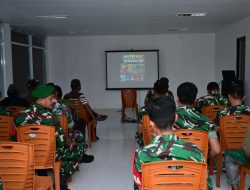 Bola Gembira di Pelakka: Prajurit TNI dan Masyarakat Nobar Piala Dunia Penuh Keakraban