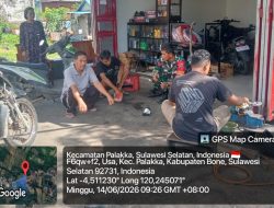 Perkokoh Kemanunggalan, Babinsa Koramil 21/Palakka Kodim 1407/Bone Intensifkan Komsos Di Desa Usa