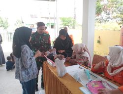 Babinsa Koramil 18 Kajuara Kodim 1407/BoneDampingi Kegiatan Posyandu Guna Cegah Stunting Di Desa Ancu