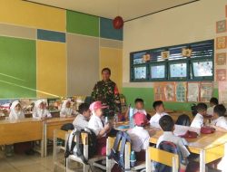 Tanamkan Nilai Kebangsaan Sejak Dini, Babinsa Kodim Bone Koramil 1407-07/Tanete Riattang Gelar Wanwil Di Sekolah