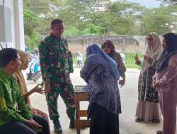 Babinsa Koramil 1407-07/Tanete Riattang Kodim Bone Gelar Komsos Bersama Warga Kelurahan Biru