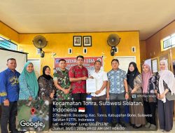 Babinsa Tonra Hadiri Musyawarah Desa Pembahasan Realisasi APBDes Tahun Anggaran 2026 Di Desa Biccoing