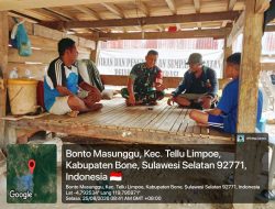 Babinsa Koramil 08/Lamuru Kodim 1407/Bone Terus Jaga Kedekatan Dengan Masyarakat Melalui Komsos