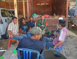 Komsos Bersama Warga Binaan, Babinsa Ponre Perkuat Silaturahmi & Ciptakan Suasana Kebersamaan Di Desa Poleonro