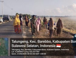 Kerja Bakti Bersama, Babinsa Barebbo Kodim 1407/Bone Dorong Kepedulian Warga terhadap Kebersihan Lingkungan