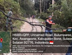 Jalin Kebersamaan Dengan Warga, Babinsa Koramil 1407-06/Awangpone Turun Langsung dalam Karya Bakti