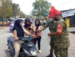 Dari Jalanan untuk Kesehatan Warga, Wujud Pengabdian Humanis Babinsa Bone