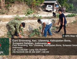 Babinsa Koramil 1407-05/Ulaweng Turun Langsung, Gotong Royong Warga Jadi Kekuatan Kebersamaan