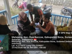 Dukung Pelayanan Kesehatan Masyarakat, Babinsa Koramil 02/Dua Boccoe Kodim 1407/Bone Hadir Di Posyandu
