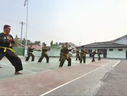Perkuat Kemampuan Bela Diri, Prajurit Kodim 1407/Bone Rutin Berlatih Pencak Silat Militer